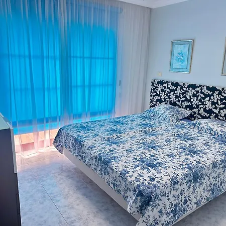 Playa Del Cura - Beachside Retreat Apartment