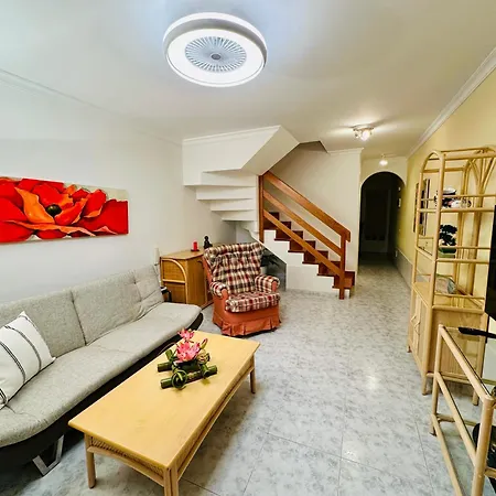 Playa Del Cura - Beachside Retreat Apartment