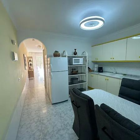 Playa Del Cura - Beachside Retreat Apartment *