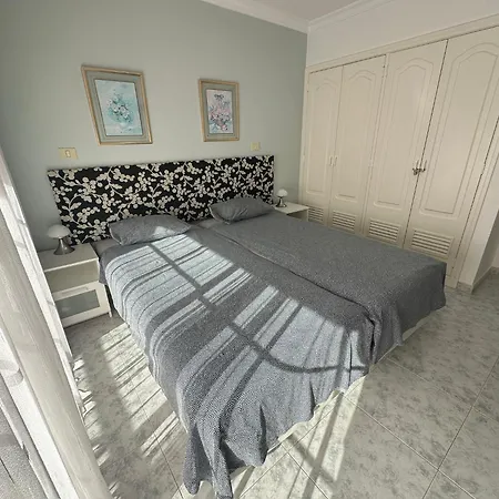 Apartment Playa Del Cura - Beachside Retreat