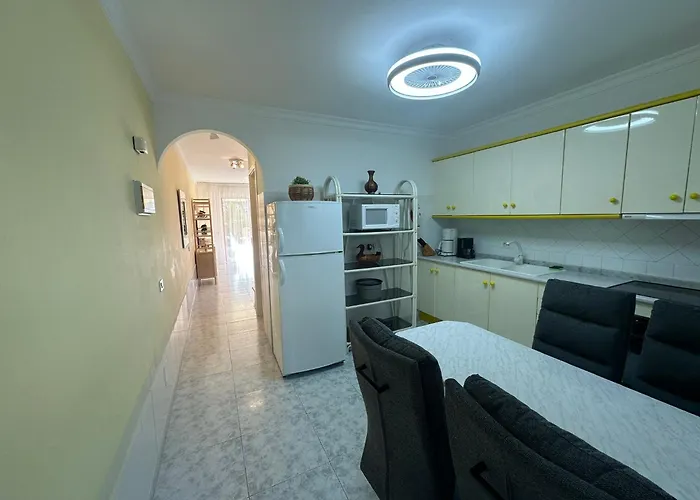 - Beachside Retreat Appartement *